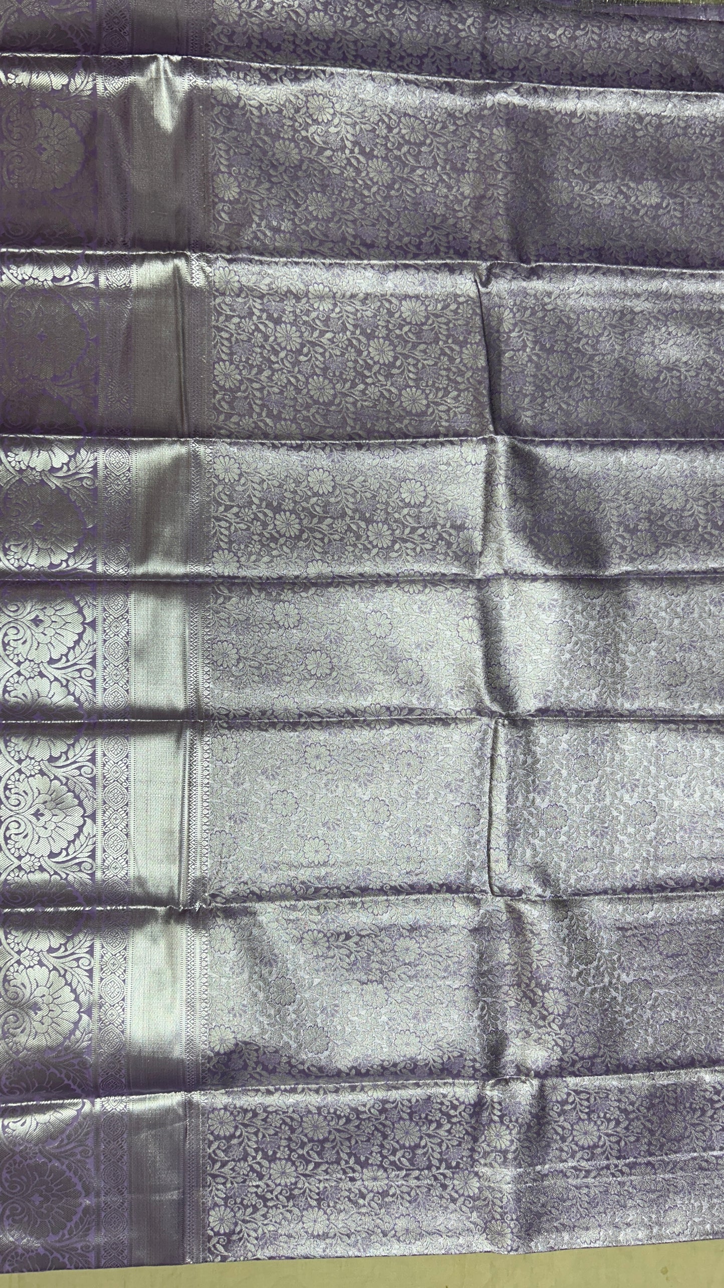 Elegant Lavender Silver Zari Semi Mix Silk Saree with Intricate Floral Weaves