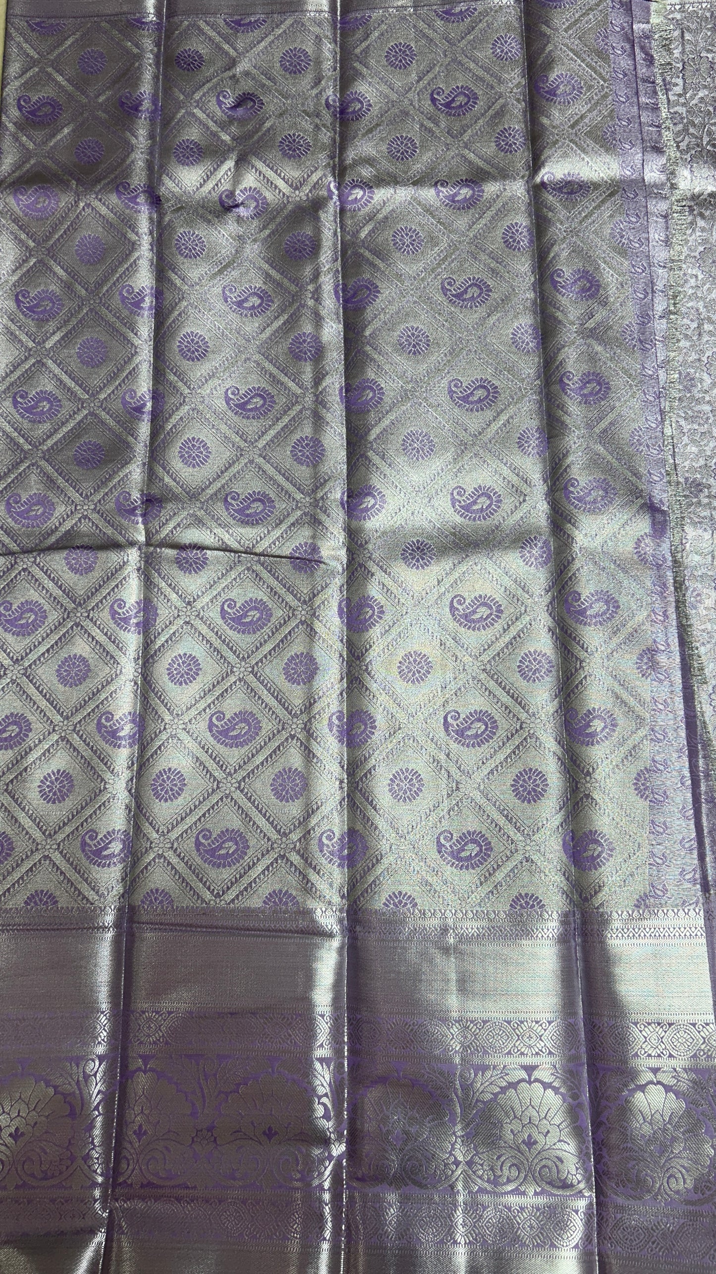 Elegant Lavender Silver Zari Semi Mix Silk Saree with Intricate Floral Weaves
